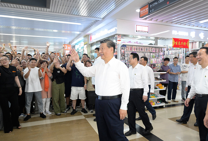 习近平在浙江考察时强调 始终干在实处走在前列勇立潮头 奋力谱写中国式现代化浙江新篇章 返京途中在山东枣庄考察