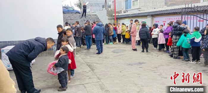 （新春走基层）浙江：“方塘共兴”项目 携手贵州护童心