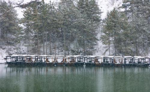 全国大部雨雪稀少气温回升 东北降雪明天彻底结束